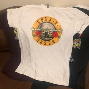 Men’s 100% cotton tee shirt with Guns n Roses size medium